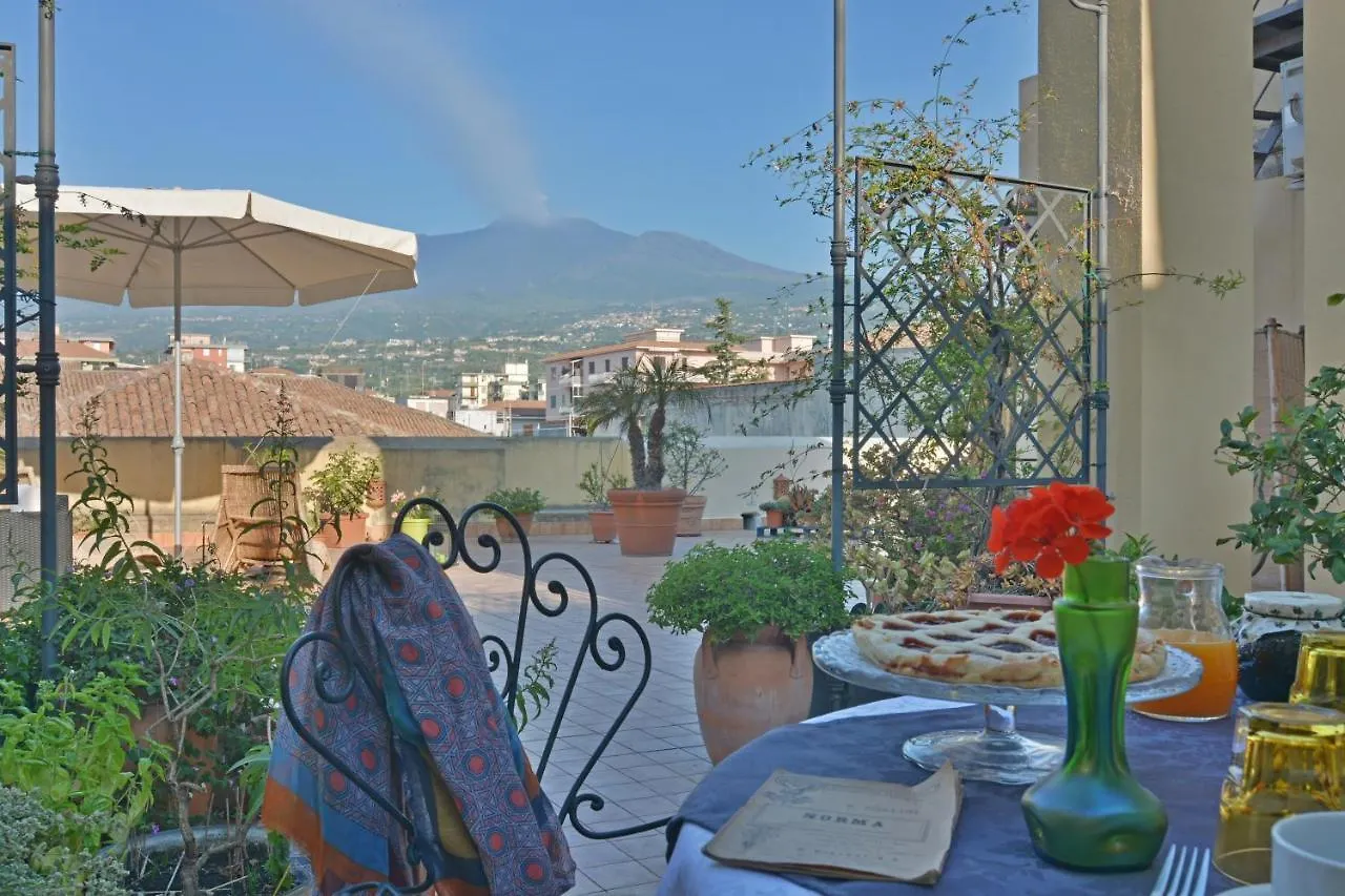 Nocleg ze śniadaniem B&B Di Charme Camelie Palazzo Nicotra Riposto
