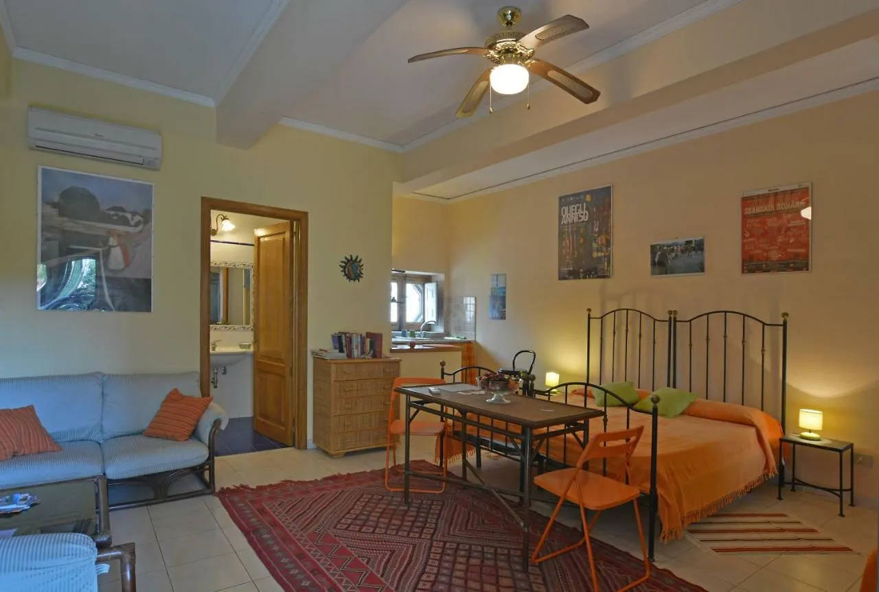 B&B Di Charme Camelie Palazzo Nicotra Riposto Frühstückspension